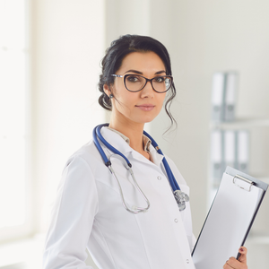 Dr. Élise M. — Conseiller clinique de Clariss Pod